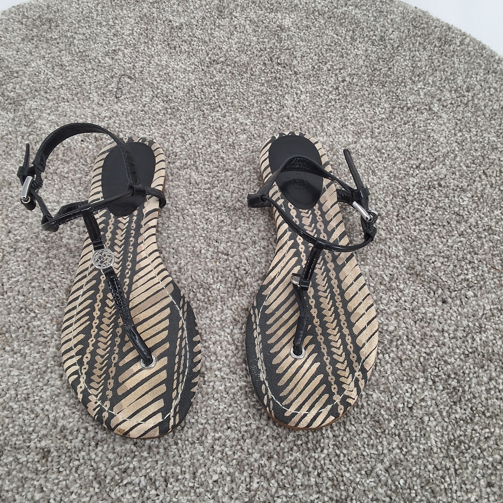 Coach Sz 8b Black and Tan Patterned Sandals